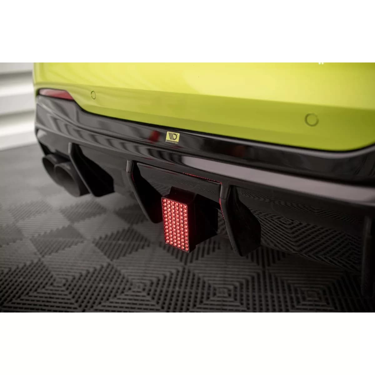 LED Stop light suitable for installation in the diffuser Maxton Design for BMW Series 1 F40 M-Pack, M135I after 2019, black lacquer