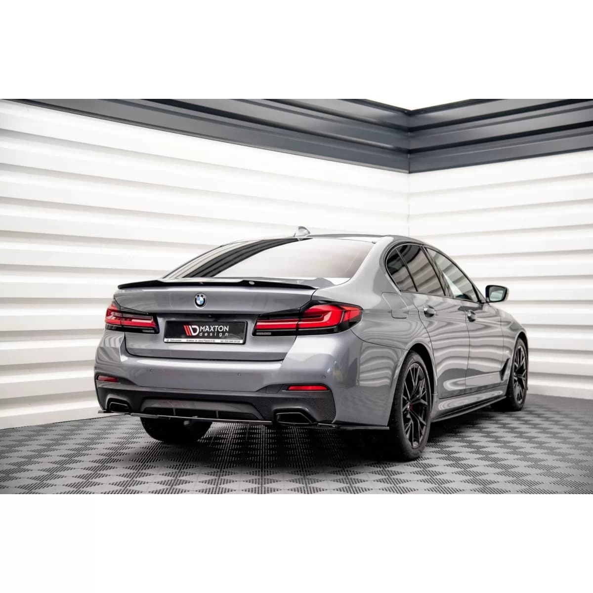 Maxton Design M-Technik type spoiler suitable for BMW 5 Series G30 after 2020, black lacquer