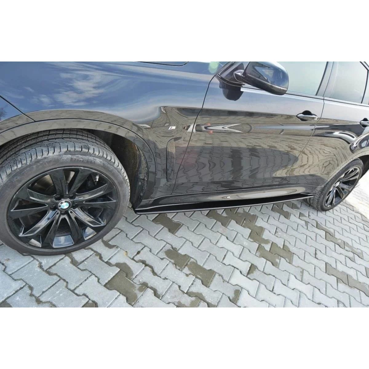 Maxton Design M Technik type add-ons suitable for BMW X6 F16 side skirts after 2014, black lacquer