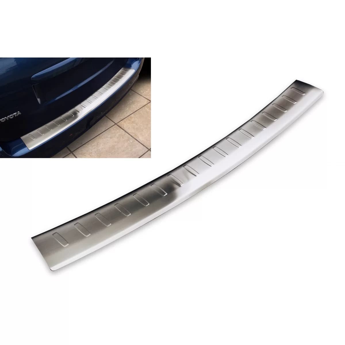 Avisa rear bumper protector suitable for Toyota Avensis estate 2002-2009, chrome