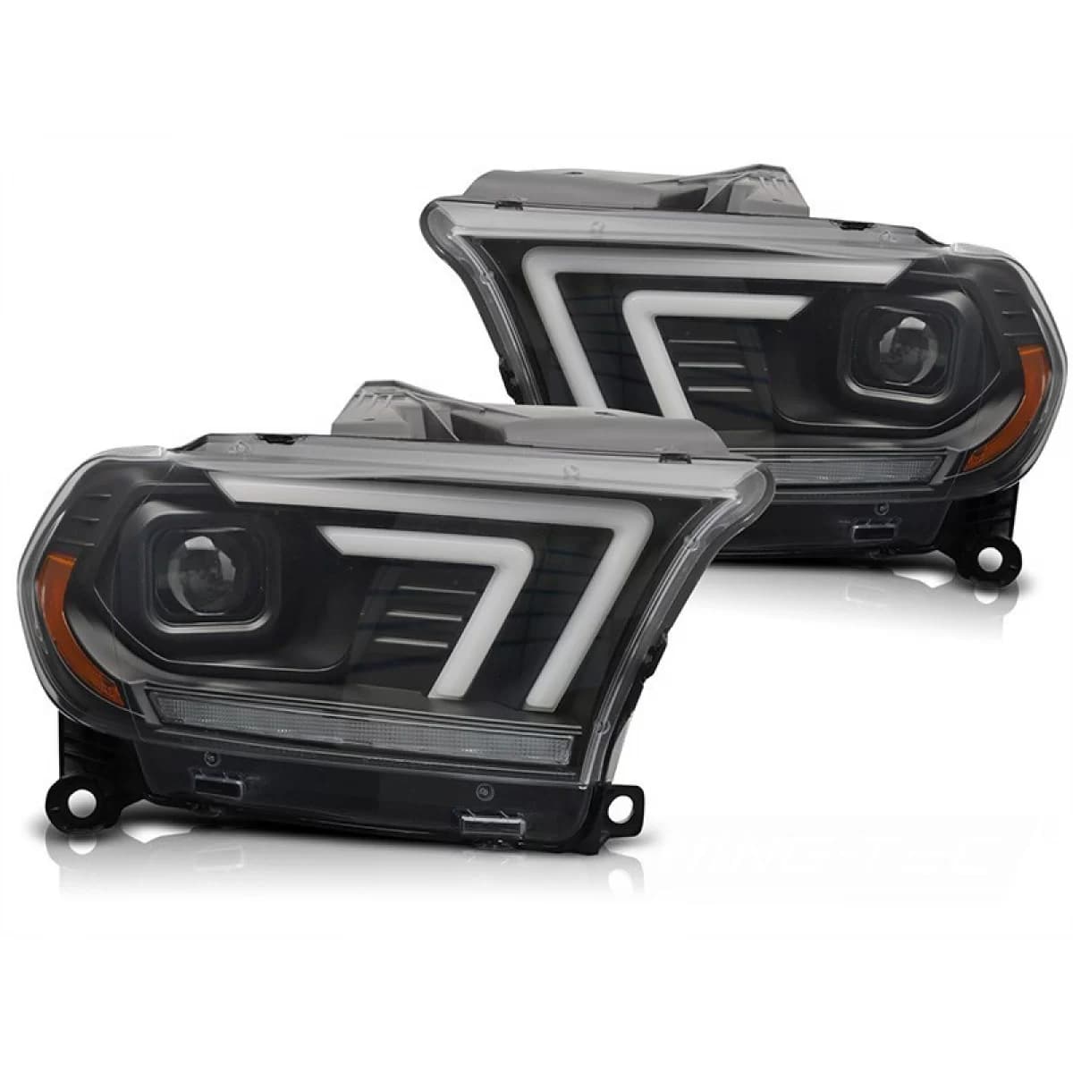 Tuning headlight set with dynamic turn signals suitable for Dodge Durango 2010-2013 with black base